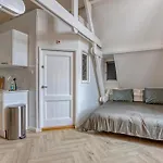Floor Διαμέρισμα *